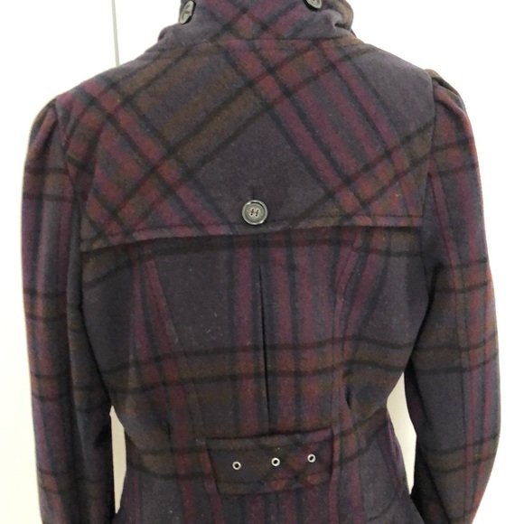 BCBG MaxAzria Stylish Plaid Coat - Size M - Picture 6 of 13